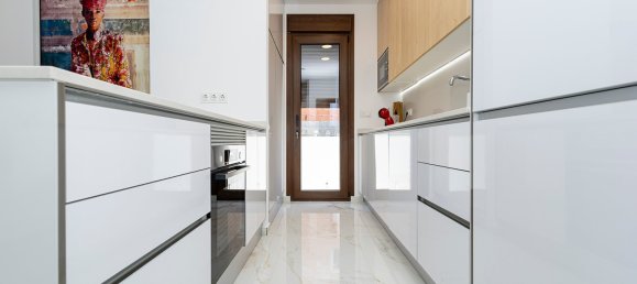 Villa de 3 dormitorios en Polop, Spain No. 16751 12