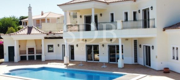 4 bedrooms Villa in Loule, Portugal No. 114921 7
