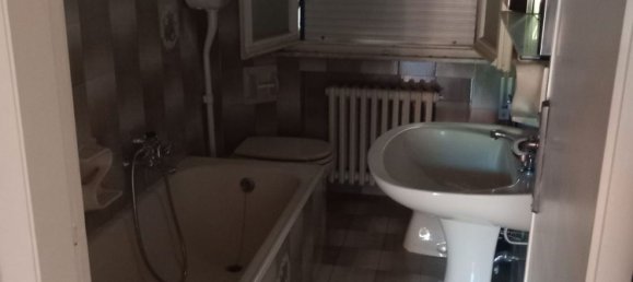 Дом с 8 комнатами в Пезаро, Италия № 298934 8