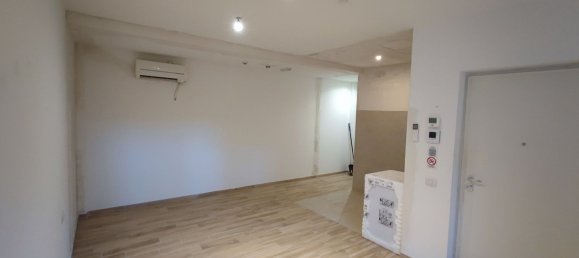 2 rooms Apartment in Rome, Italy No. 27180 28