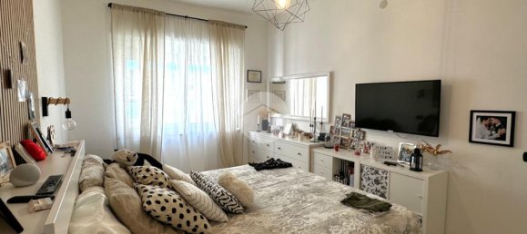 Квартира с 2 спальнями в Генуя, Италия № 371436 12