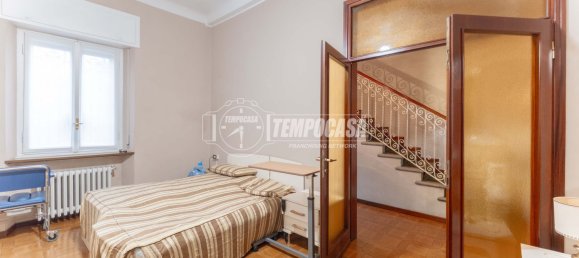 3 bedrooms Villa in Milan, Italy No. 354192 21