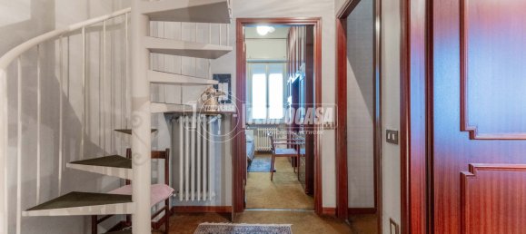 3 bedrooms Villa in Milan, Italy No. 354192 26
