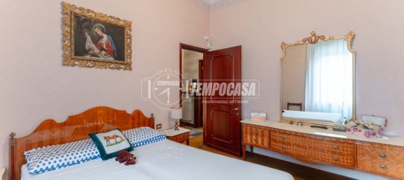 3 bedrooms Villa in Milan, Italy No. 354192 28