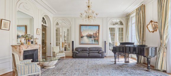 5 bedrooms Apartment in Paris, France No. 345056 3