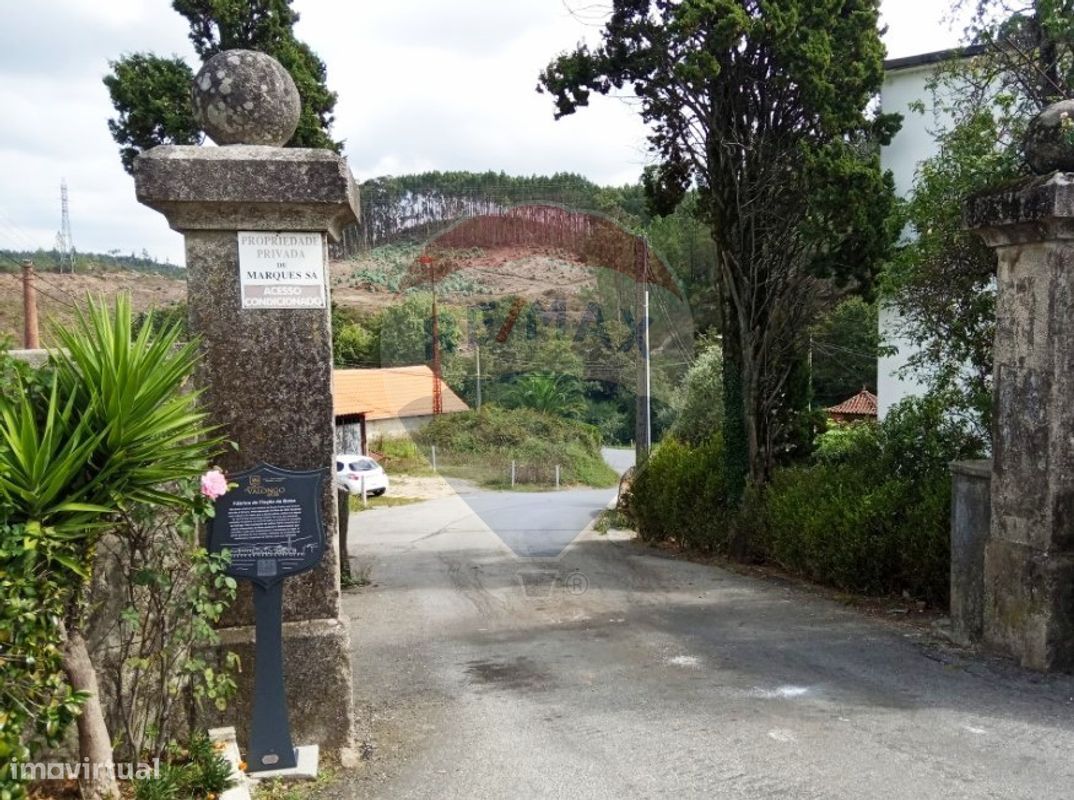 Дом с 9 спальнями в Валонгу, Португалия № 37608