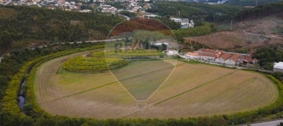 Дом с 9 спальнями в Валонгу, Португалия № 37608 2