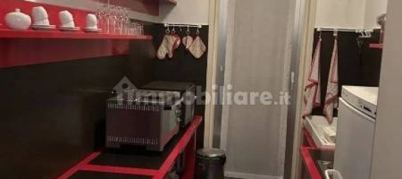 6 Schlafzimmer Villa in Erba, Italy, Nr. 3917 16