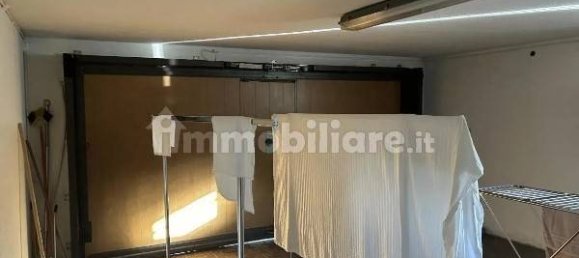 6 Schlafzimmer Villa in Erba, Italy, Nr. 3917 24