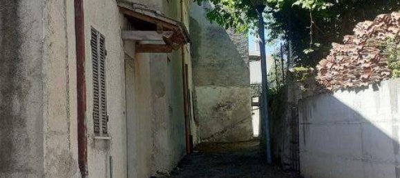 2 bedrooms House in Foligno, Italy No. 103381 10