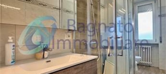 1 bedroom Apartment in Novara, Italy No. 332002 10