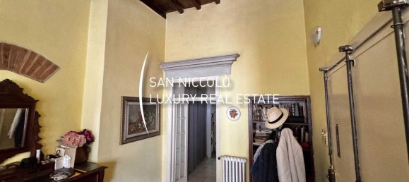 3غرفة شقة في Florence, Italy رقم 189119 2