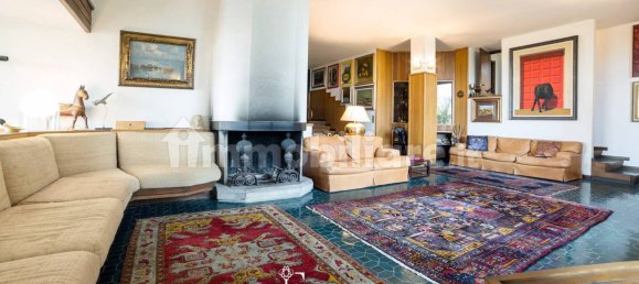 5 bedrooms Villa in Galliate Lombardo, Italy No. 283616 11