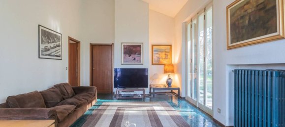 5 bedrooms Villa in Galliate Lombardo, Italy No. 283616 42