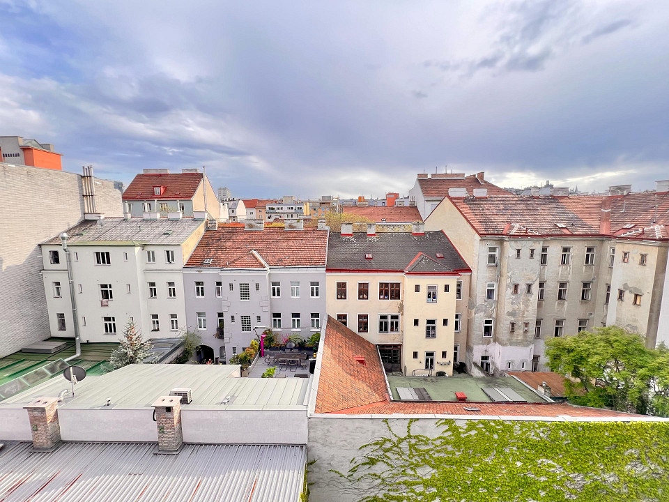 Apartamento de 4 habitaciónes en Favoriten, Austria No. 127615