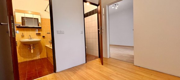 Apartamento de 4 habitaciónes en Favoriten, Austria No. 127615 11
