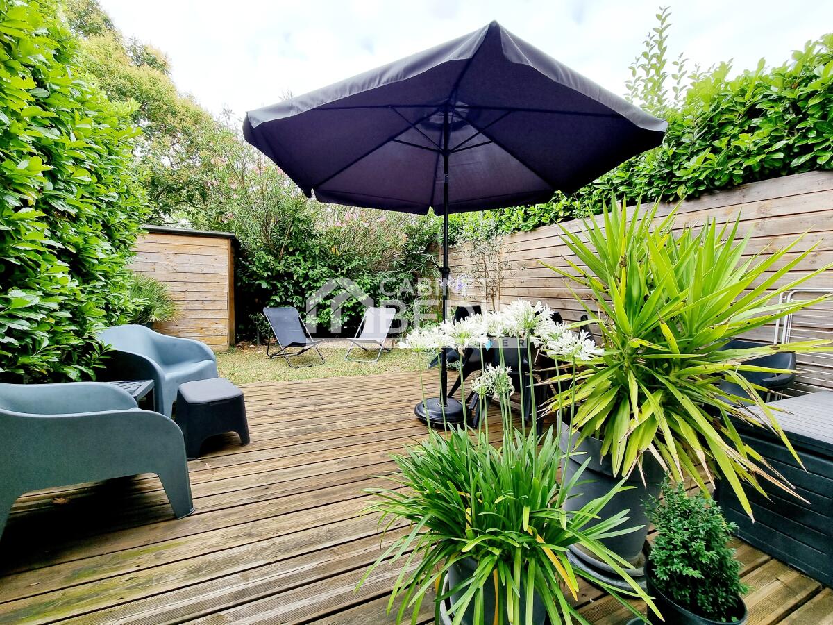 2 Schlafzimmer Haus in Bordeaux, France, Nr. 342887