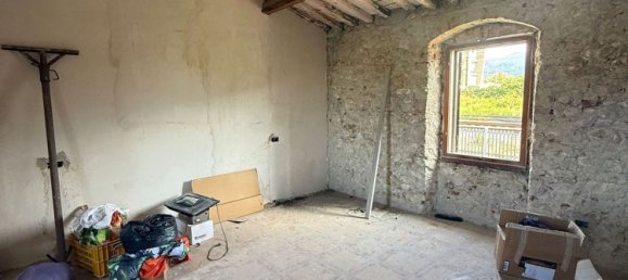 3 rooms House in Carrara, Italy No. 275385 24