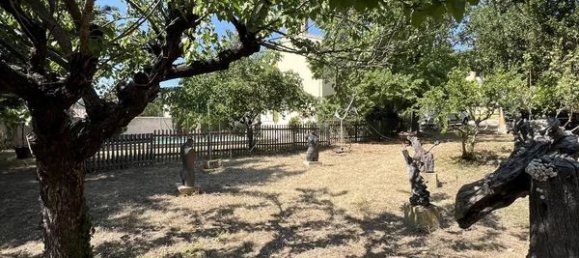 Casa de 3 dormitorios en Villelaure, France No. 338006 10