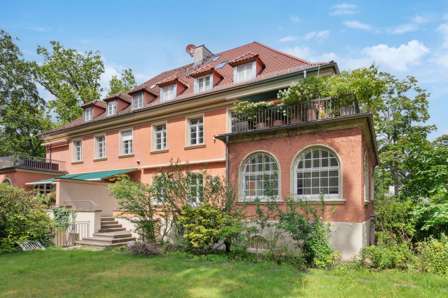 3 chambres Appartement à Grunewald, Germany No. 65649