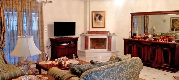 4 bedrooms Commercial property in Velo, Greece No. 6952 2