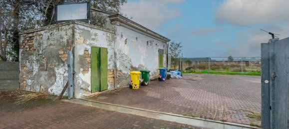 Entrepôt à Forlimpopoli, Italy 1128m² No. 75040 22