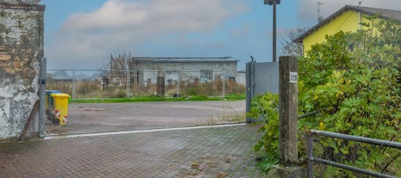 Entrepôt à Forlimpopoli, Italy 1128m² No. 75040 11
