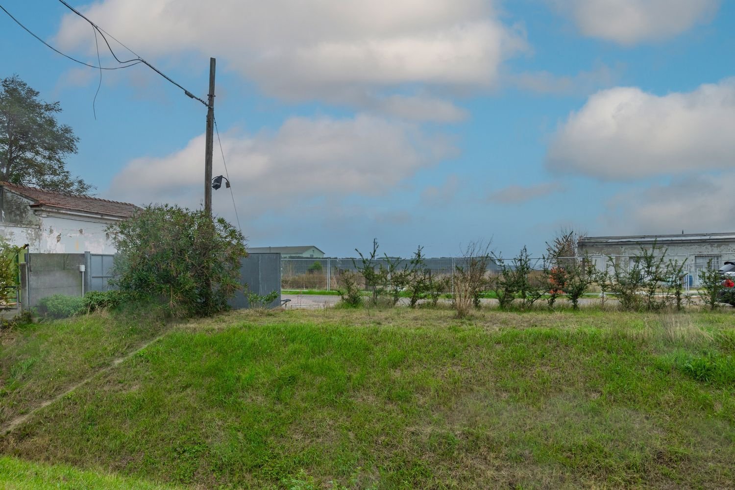 Entrepôt à Forlimpopoli, Italy 1128m² No. 75040