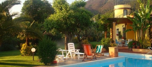 5 bedrooms Villa in Massa, Italy No. 237336 5