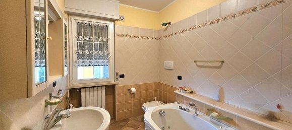 5 bedrooms Villa in Massa, Italy No. 237336 19