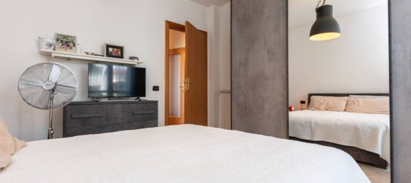 Apartamento de 2 dormitorios en Pistoia, Italy No. 349001 9