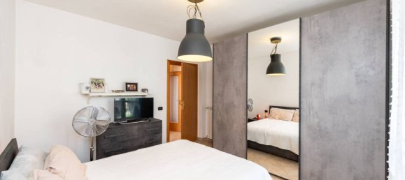 Apartamento de 2 dormitorios en Pistoia, Italy No. 349001 10