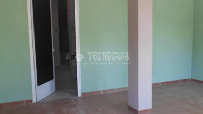  عقار تجاري في Mostoles, Spain 190متر مربع رقم 239400