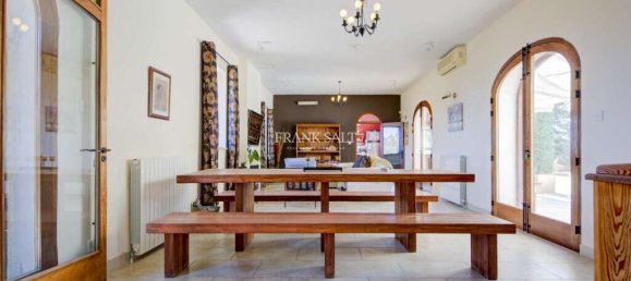 4 غرف نوم مزرعة في Siggiewi, Malta رقم 210 2