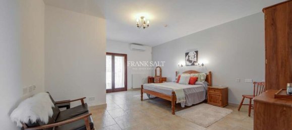 4 غرف نوم مزرعة في Siggiewi, Malta رقم 210 7