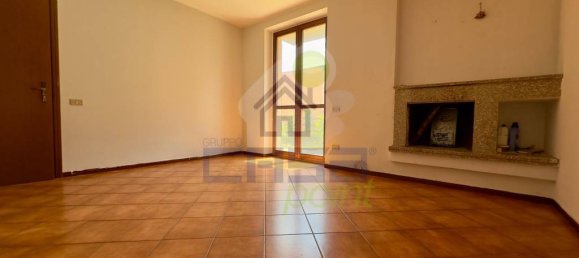 3 Schlafzimmer Wohnung in Cappella Cantone, Italy, Nr. 88917 7