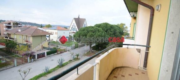 4-Zimmer Wohnung in Campomarino, Italy, Nr. 198926 8