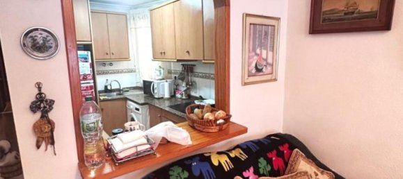 Apartamento de 2 dormitorios en Torrevieja, Spain No. 135588 4