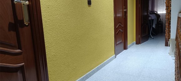 5 bedrooms Townhouse in Jaen, Spain No. 189951 2