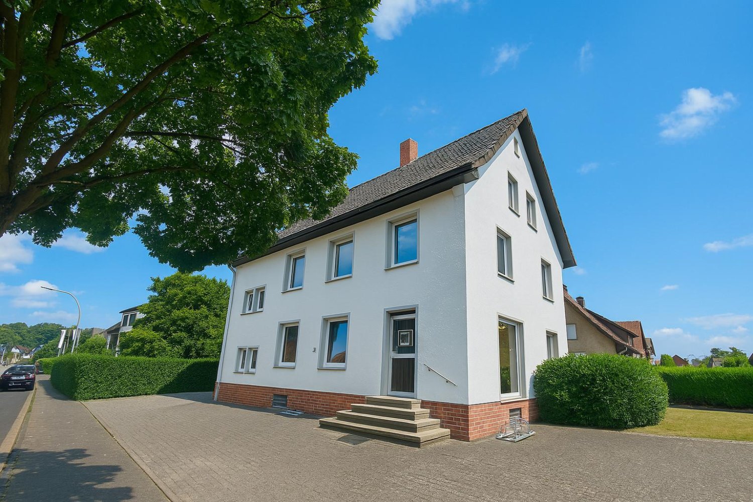 Edificio de 5 dormitorios en Gutersloh, Germany No. 270095