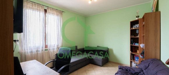 4 bedrooms Villa in Casalpusterlengo, Italy No. 348642 8