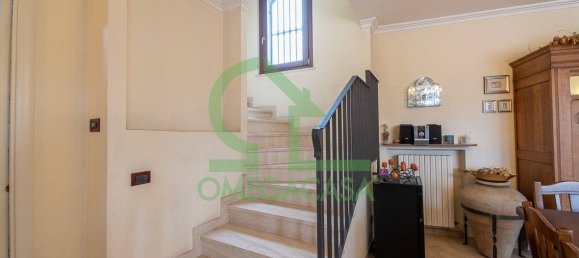 4 bedrooms Villa in Casalpusterlengo, Italy No. 348642 10