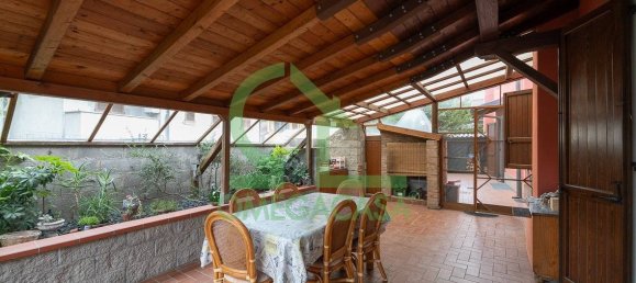 4 bedrooms Villa in Casalpusterlengo, Italy No. 348642 6