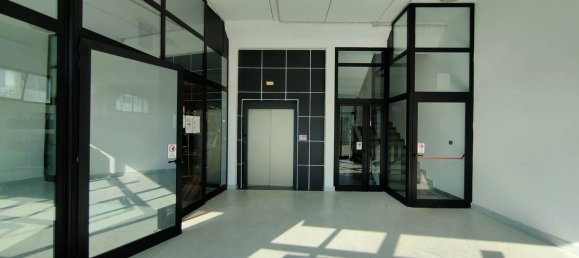 30 rooms Warehouse in Signa, Italy No. 62891 16