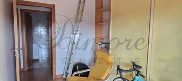 2 bedrooms Penthouse in Loreggia, Italy No. 318653 12