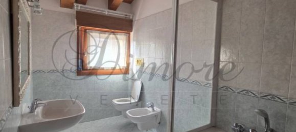 2 bedrooms Penthouse in Loreggia, Italy No. 318653 15