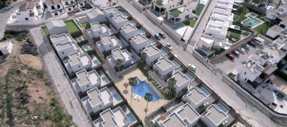 3 bedrooms Villa in La Florida, Spain No. 7213 17