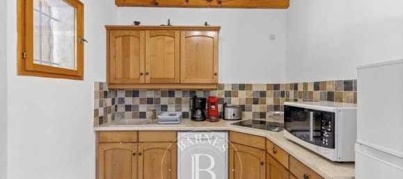 Дом с 7 спальнями в Дзондза, Франция № 79113 2