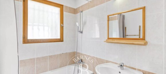 Дом с 7 спальнями в Дзондза, Франция № 79113 4