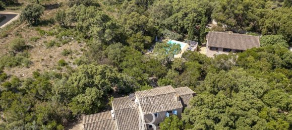 Дом с 7 спальнями в Дзондза, Франция № 79113 9